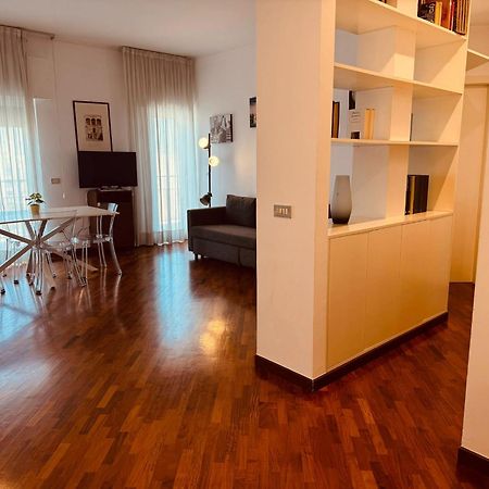 Guest Corso Italia Lägenhet Bari Exteriör bild